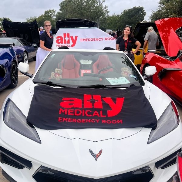 Ally Medical ER Bastrop employees attend the Corvette Invasion event in Bastrop, Texas, supporting community engagement and promoting emergency preparedness during one of Central Texas’ largest automotive gatherings. The annual event brings together car enthusiasts, collectors and visitors from across the region for live entertainment, classic vehicles and family activities.