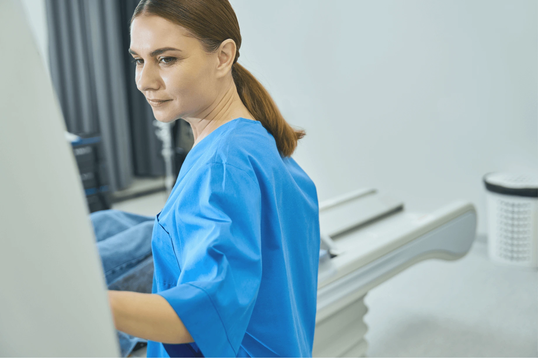 Diagnostic equipment at Ally Medical ER being used to diagnose a patient, by an Ally Medical practitioner
